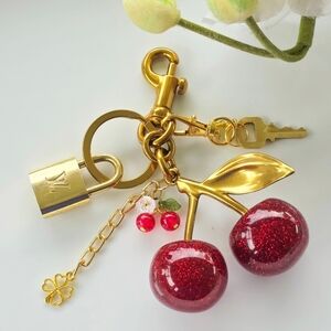LOUIS VUITTON Lock & Key with UNBRANDED Bag Charm Keychain
